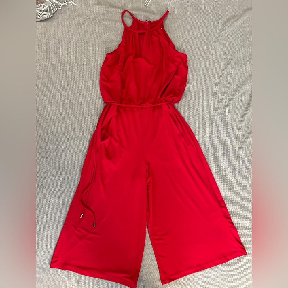 London times petites US4P Red